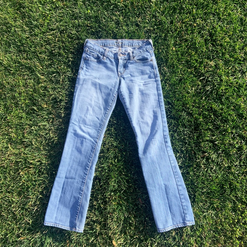 light wash flare jeans!